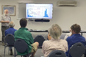 Pete Dahlhaus presenting the findings from the recent Lismore work at a workshop for farmers.