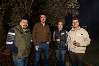 CeRDI’s Andrew MacLeod (Left) and Birgita Hansen with delegates from the Food Agility Summit.