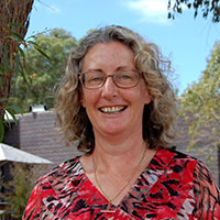 Assoc Prof Helen Thompson